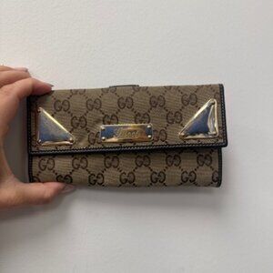 Gucci GG canvas continental wallet/pre own/leather